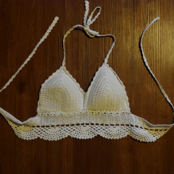 Tops - Crochet white  summer cropped top